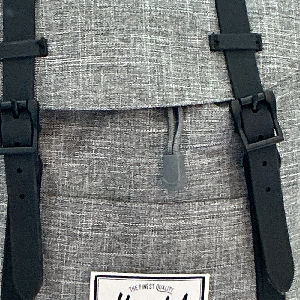 Herschel Retreat Backpack Raven Crosshatch Gray 18
